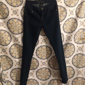 Dark blues skinny jeans